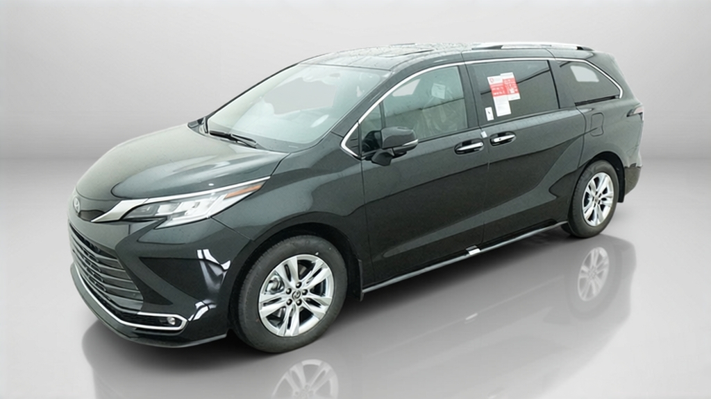 New 2026 Toyota Sienna Limited 7 PASSENGER