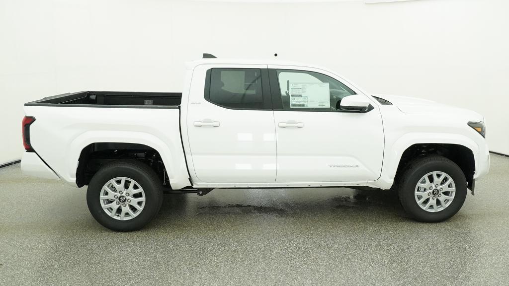 2026 Toyota Tacoma SR5 - Photo 19