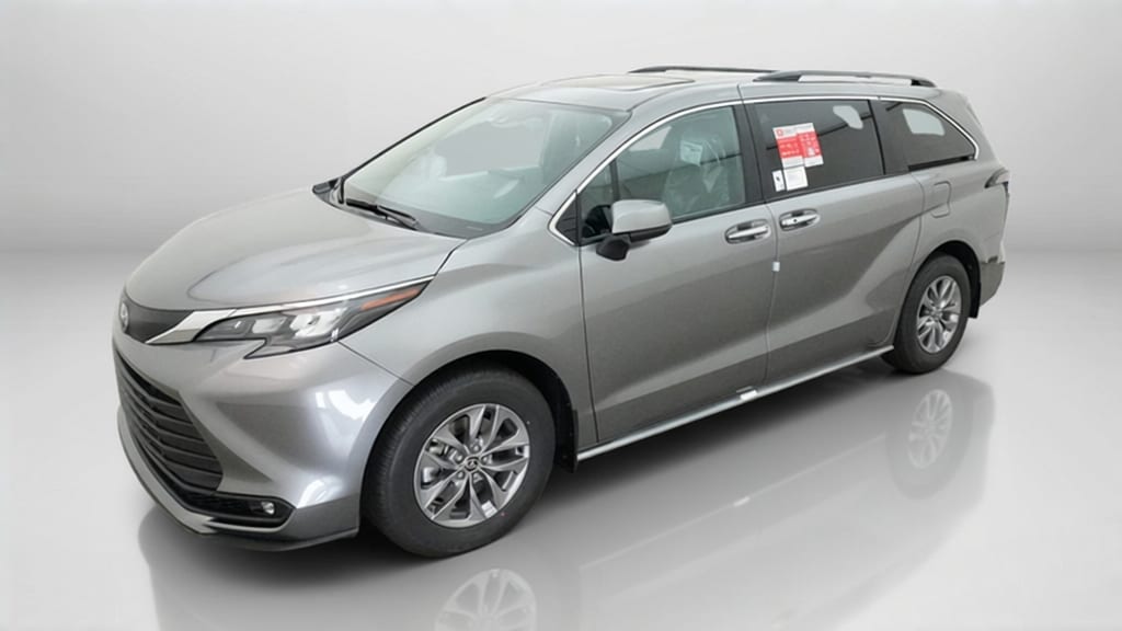 2026 Toyota Sienna XLE