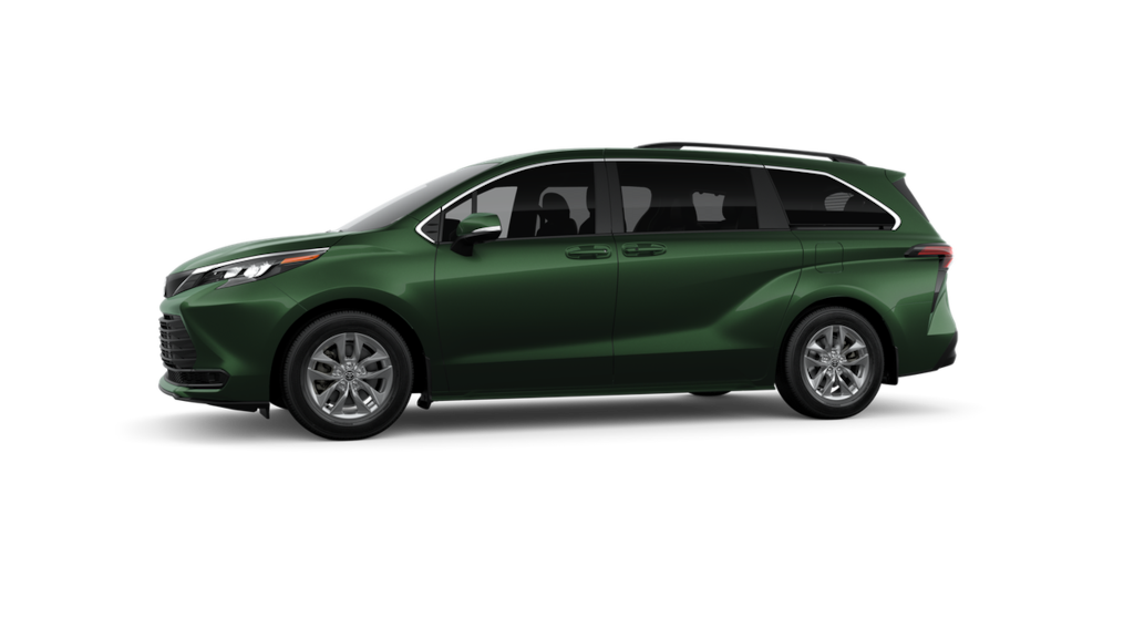 New 2026 Toyota Sienna LE Van Passenger Van