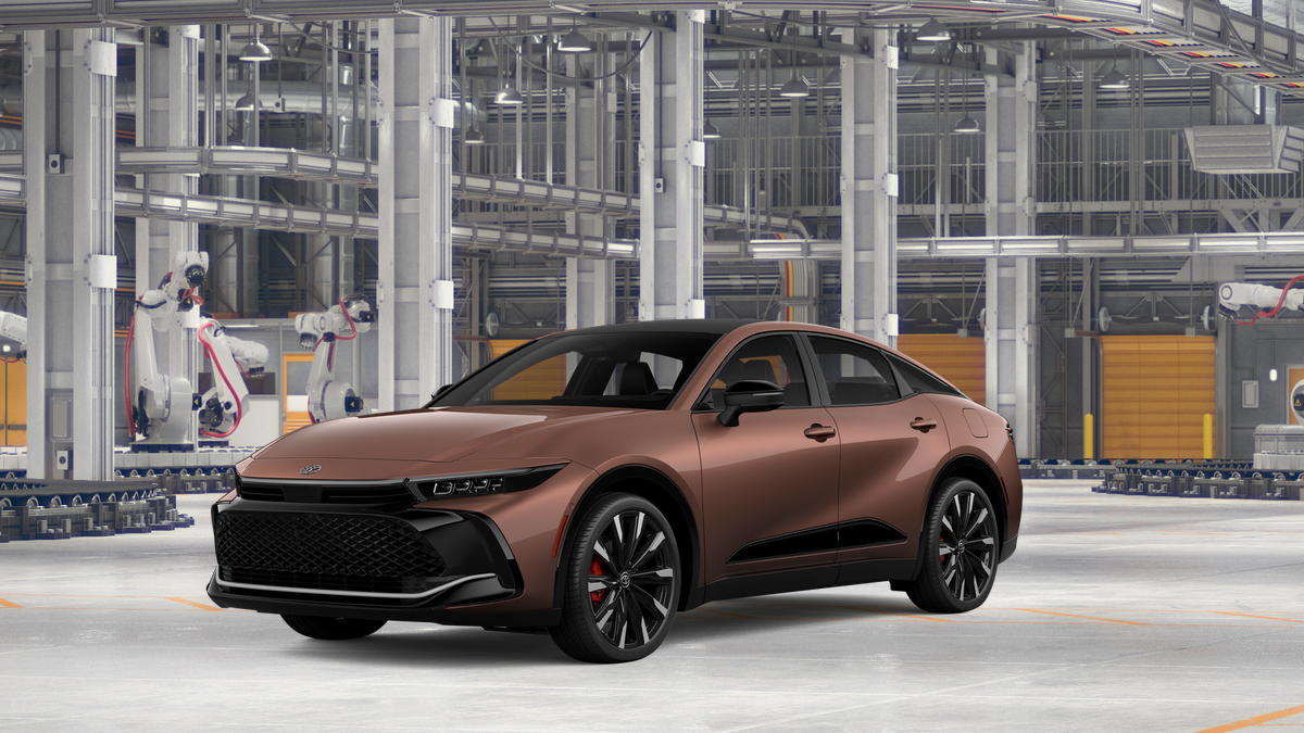 2027 Toyota Crown Platinum PLATINUM