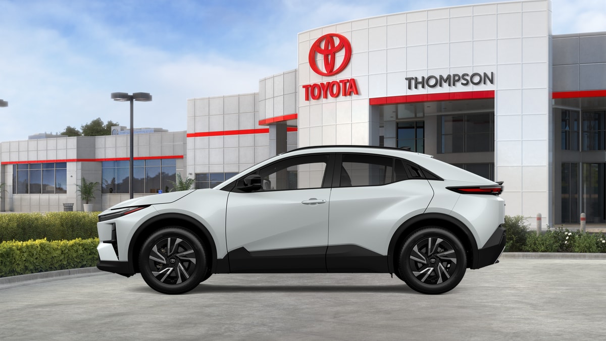 2026 Toyota C-HR SE - Photo 4