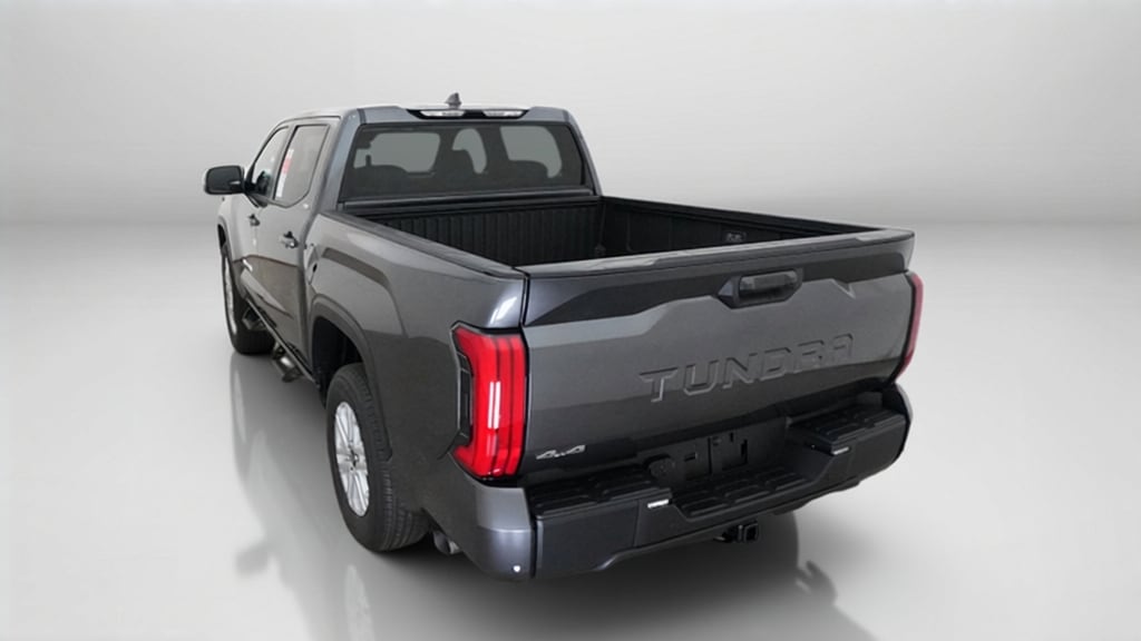 2026 Toyota Tundra SR5 - Photo 14