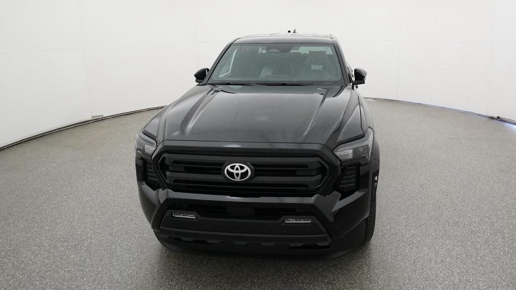 Used 2026 Toyota Tacoma SR5 (SR5 Double Cab 5ft. Bed AT (Natl)) Truck Double Cab