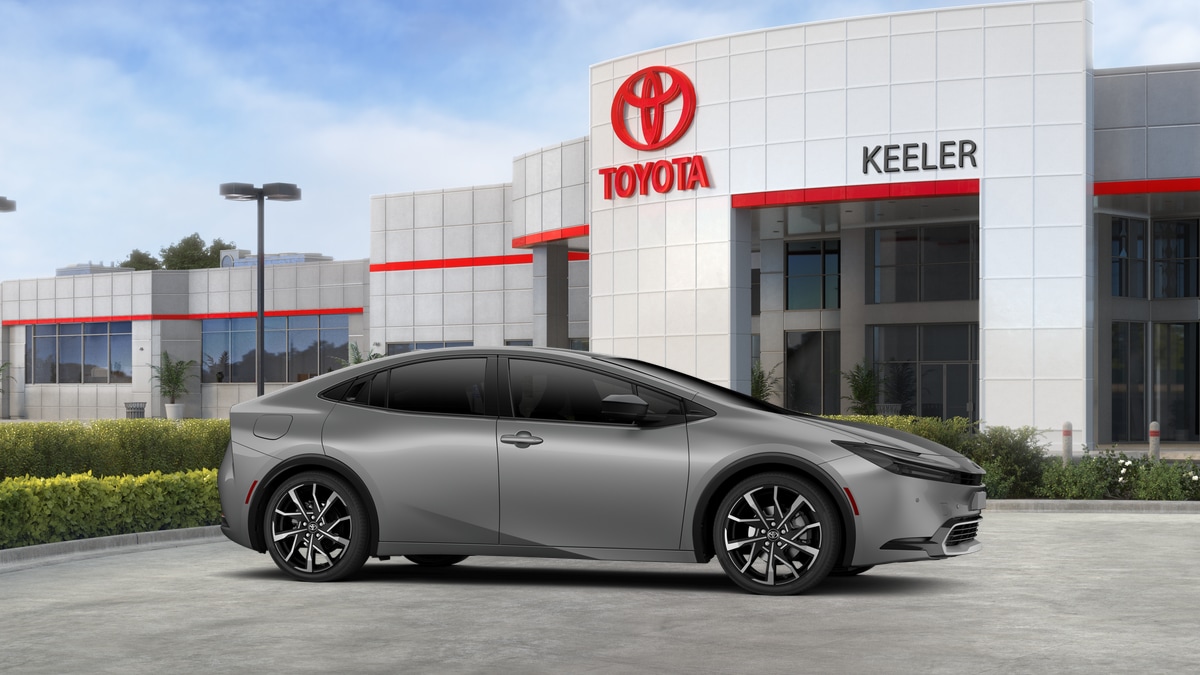 2026 Toyota Prius Plug-in Hybrid XSE - Photo 13