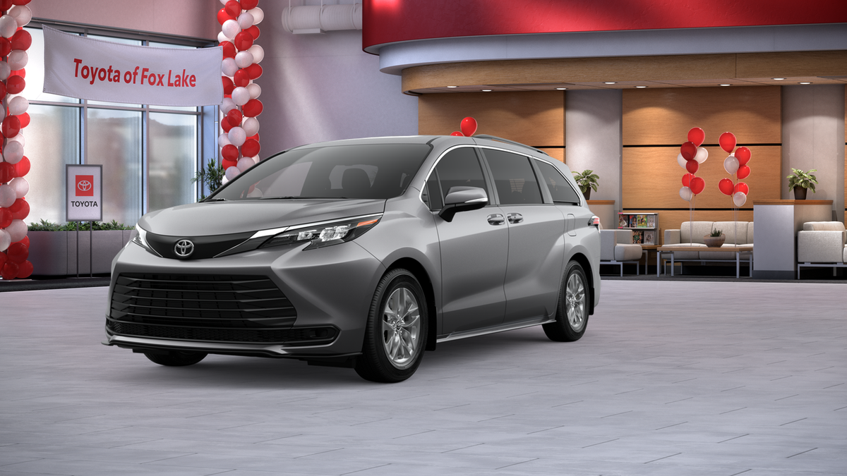 New 2026 Toyota Sienna LE 8 PASSENGER