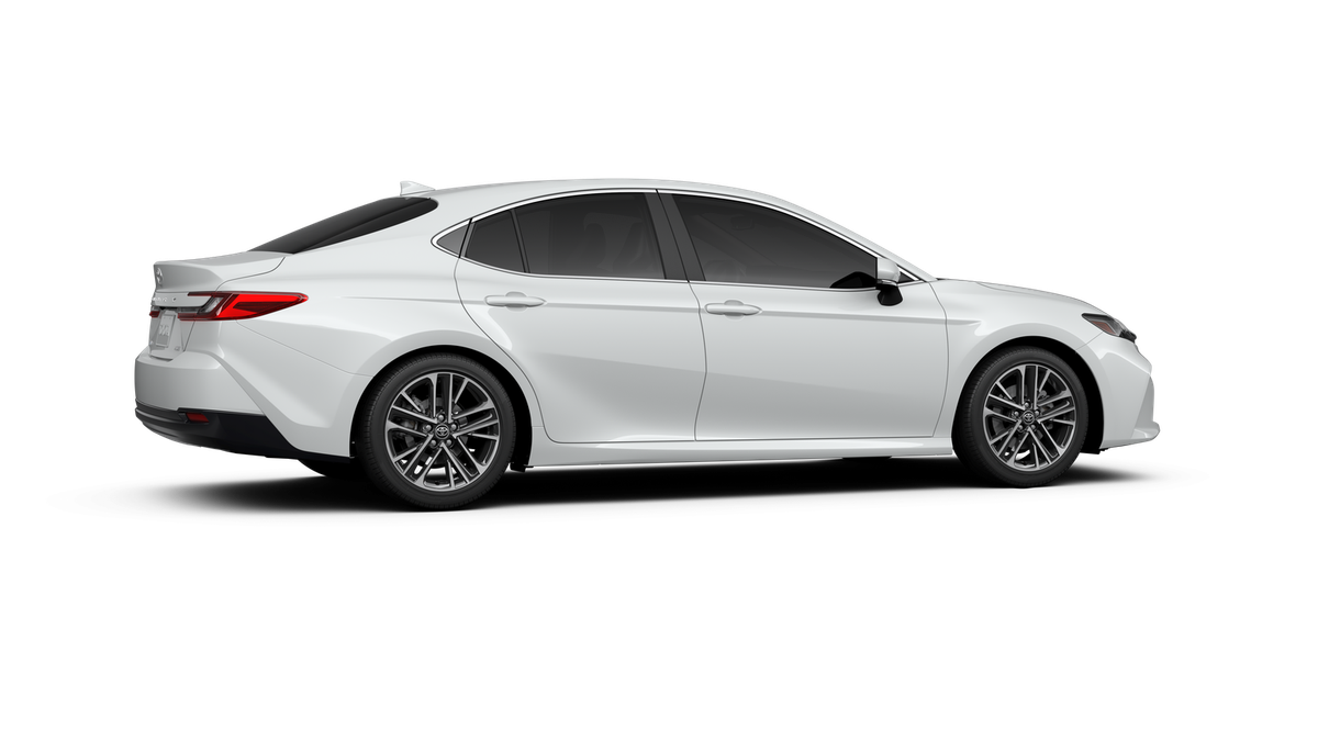 2026 Toyota Camry XLE - Photo 11