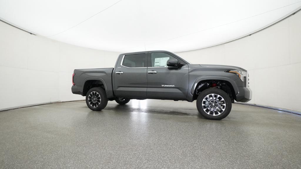 2026 Toyota Tundra Limited - Photo 14
