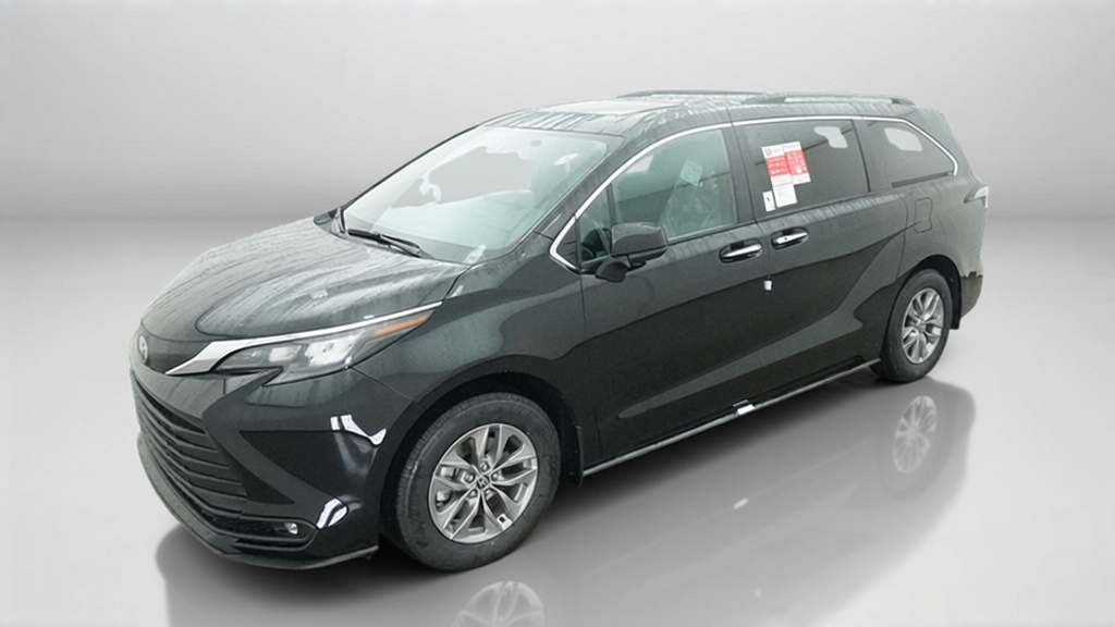 2026 Toyota Sienna XLE