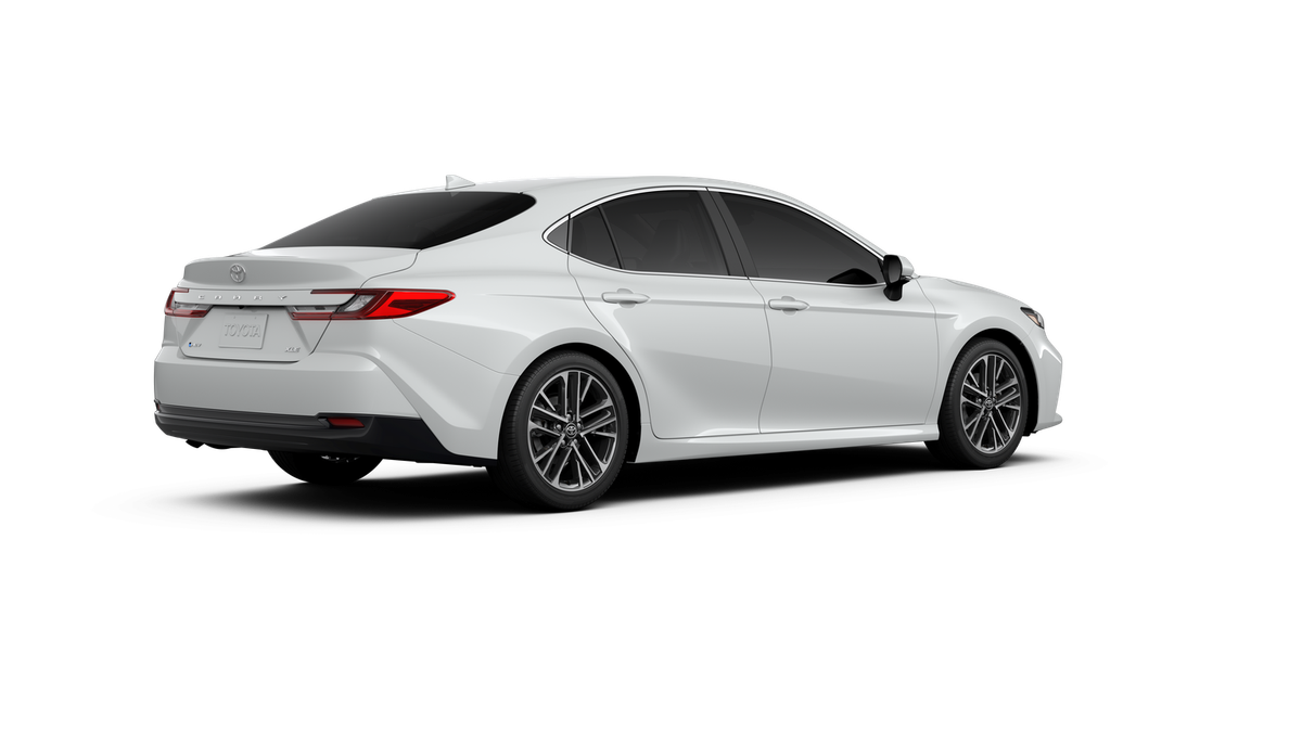 2026 Toyota Camry XLE - Photo 10