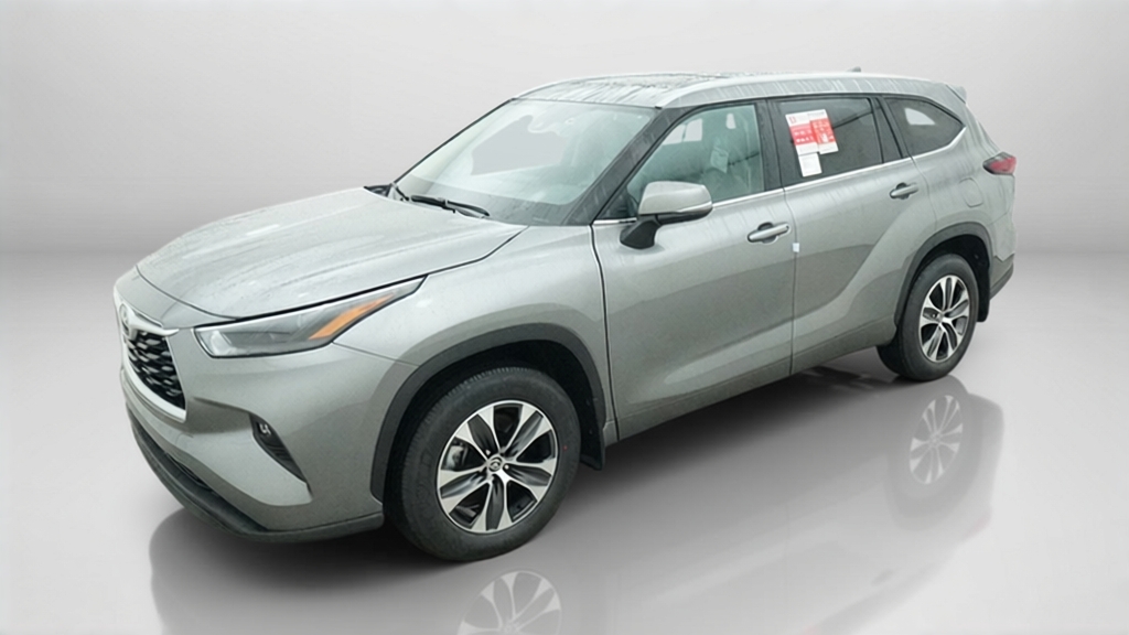 2026 Toyota Highlander XLE XLE AWD