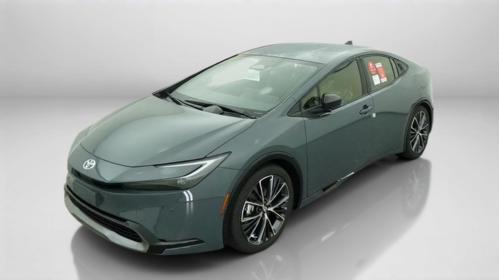 2027 Toyota Prius XLE Hatchback