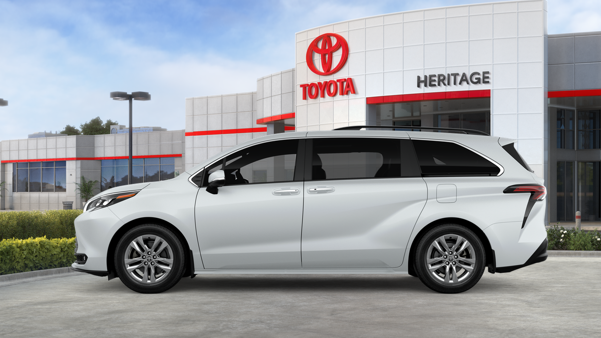 New 2026 Toyota Sienna XLE Van Passenger Van