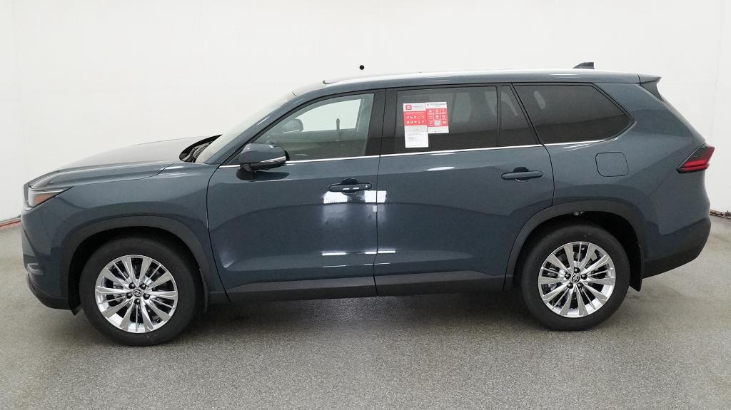 New 2026 Toyota Grand Highlander Platinum SUV