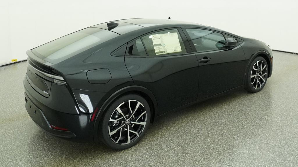 2026 Toyota Prius Plug-in Hybrid XSE Premium - Photo 9