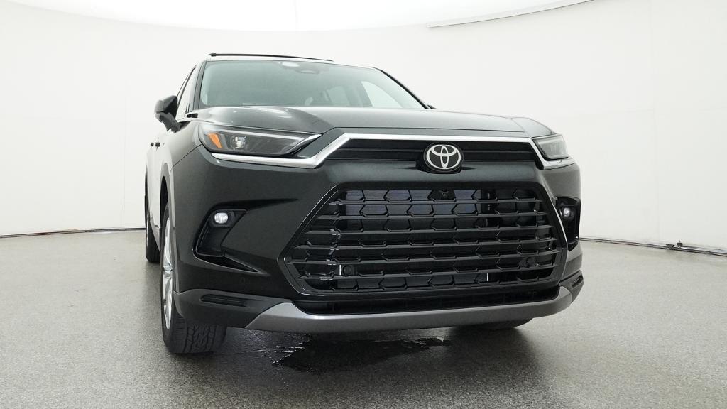 Used 2026 Toyota Grand Highlander LE SUV