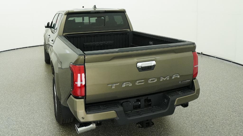 2026 Toyota Tacoma Limited - Photo 15