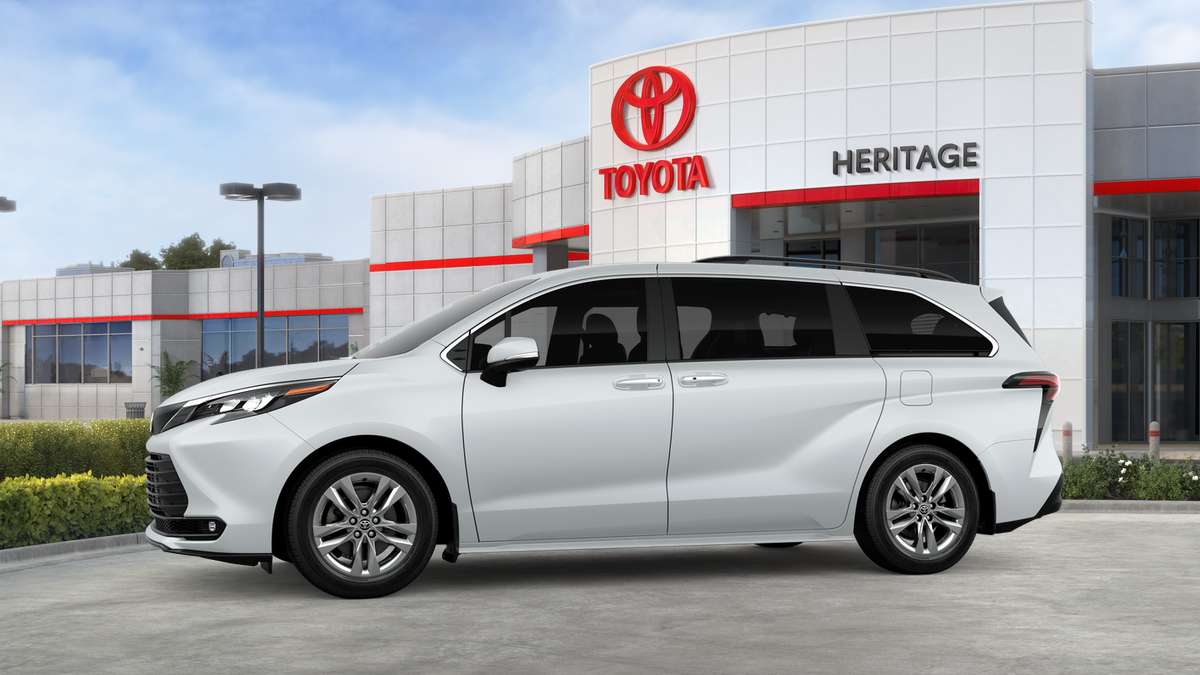 New 2026 Toyota Sienna XLE Van Passenger Van