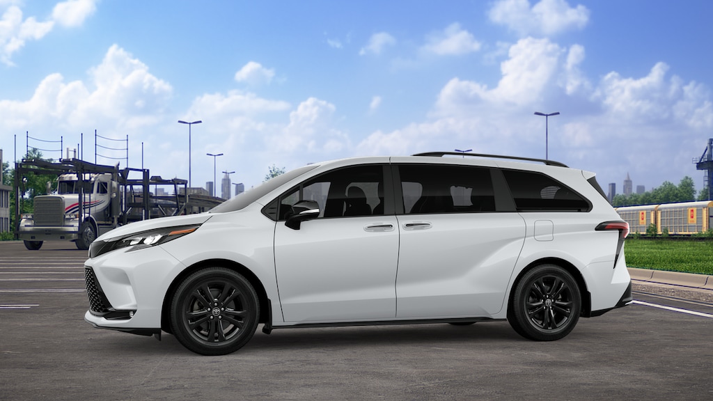 New 2026 Toyota Sienna XSE 7 PASSENGER