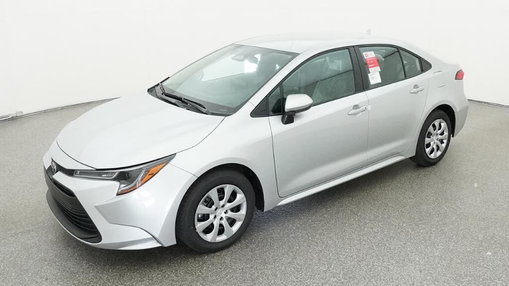 Used 2026 Toyota Corolla LE (LE CVT (Natl)) Sedan