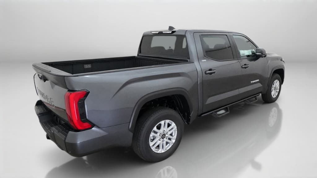 2026 Toyota Tundra SR5 - Photo 10