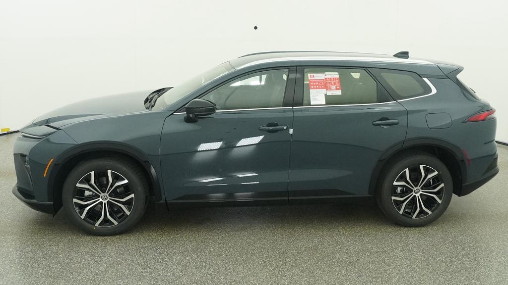 New 2026 Toyota Crown Signia XLE XLE