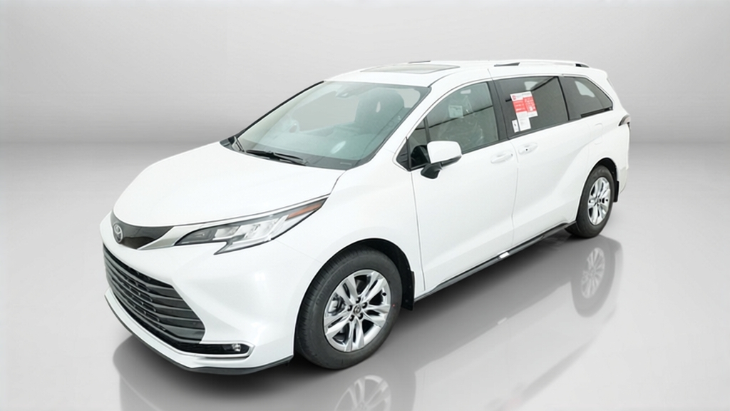 New 2026 Toyota Sienna Limited 7 PASSENGER