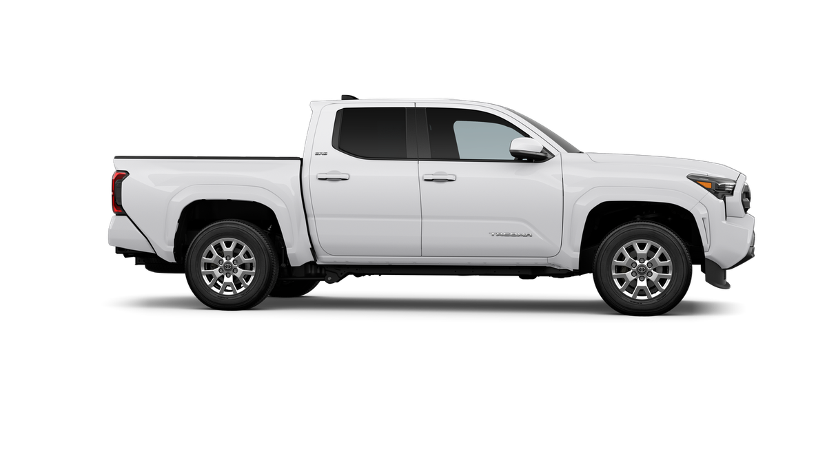 2026 Toyota Tacoma SR5 - Photo 13