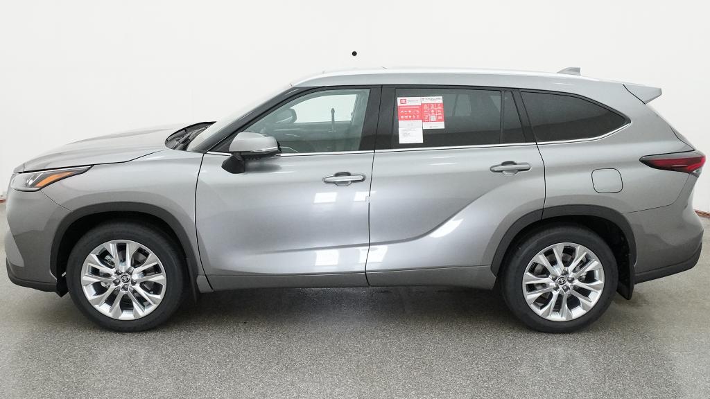 New 2026 Toyota Highlander Limited LIMITED AWD