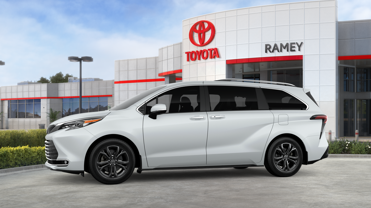 New 2026 Toyota Sienna Platinum Van Passenger Van