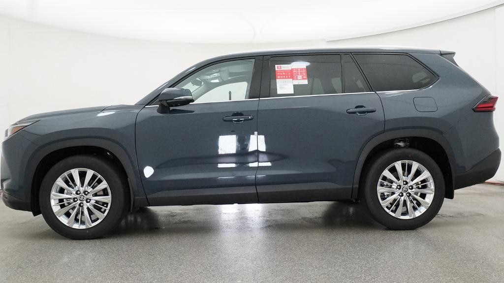 New 2026 Toyota Grand Highlander Platinum SUV