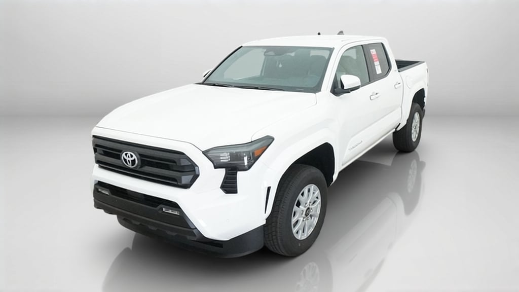 2026 Toyota Tacoma SR5 - Photo 11