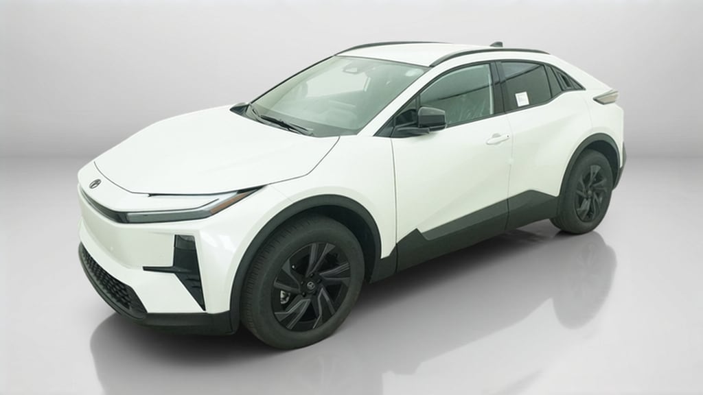 2026 Toyota C-HR SE AWD 