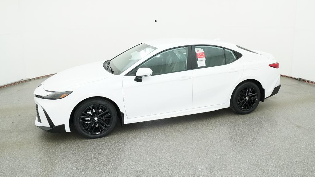 2026 Toyota Camry SE - Photo 17