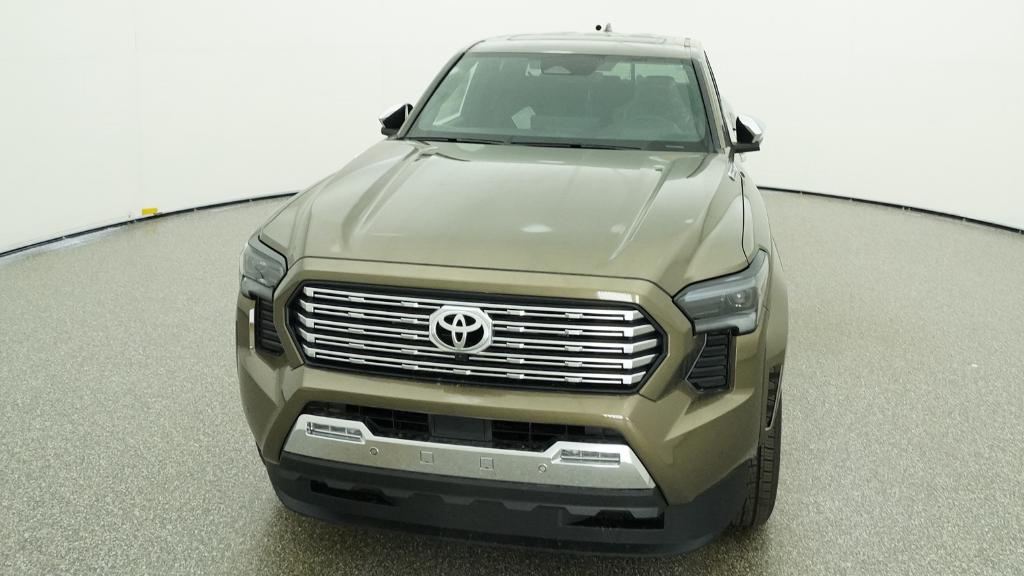2026 Toyota Tacoma Limited - Photo 8