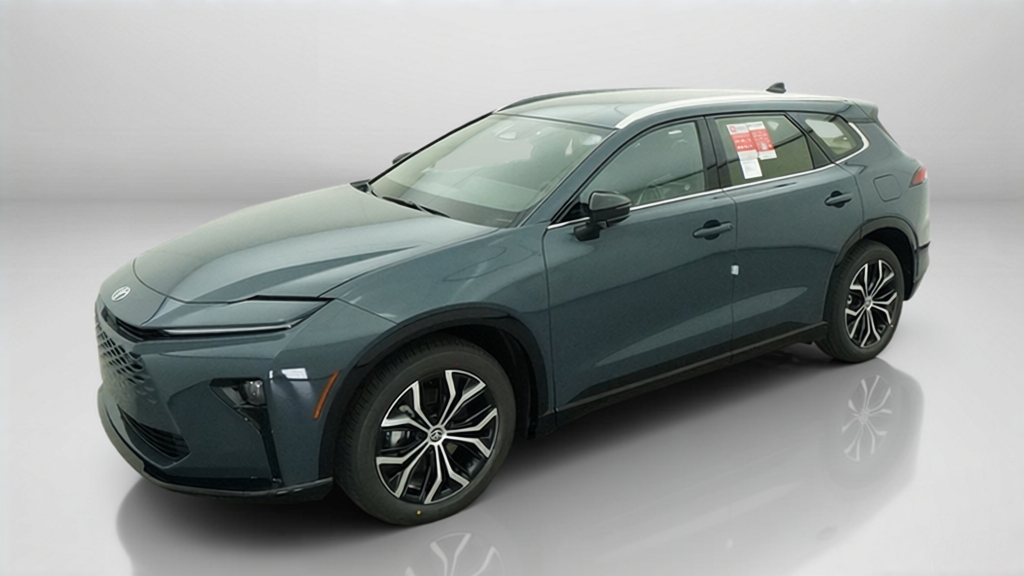 2026 Toyota Crown Signia XLE XLE