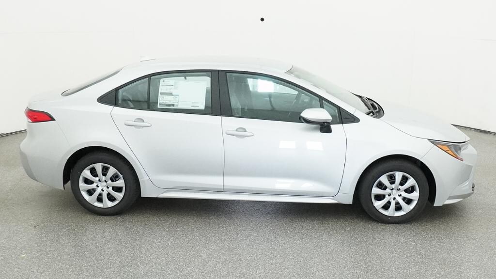 Used 2026 Toyota Corolla LE (LE CVT (Natl)) Sedan