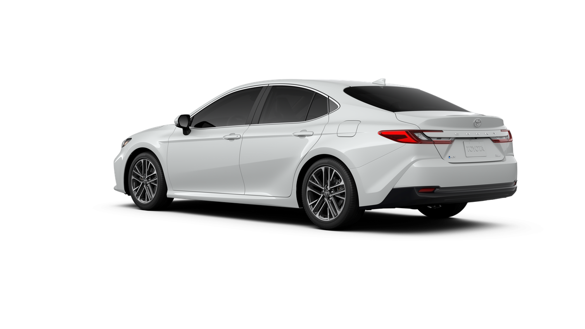 2026 Toyota Camry XLE - Photo 6