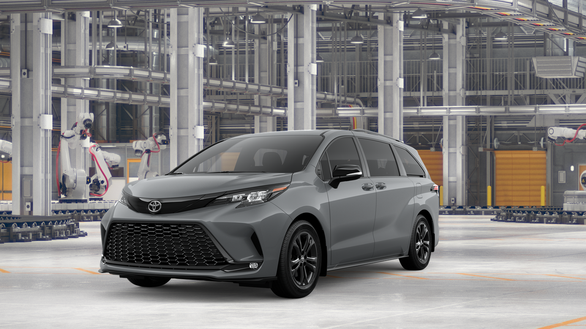 2026 Toyota Sienna XSE 7 PASSENGER