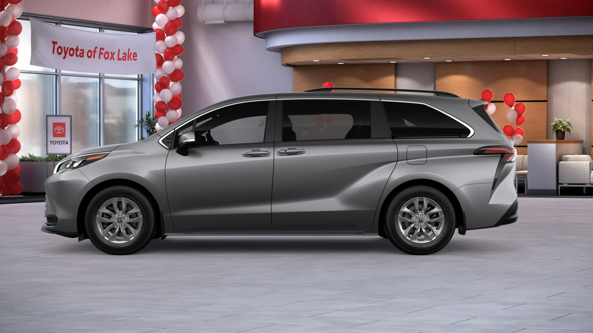 New 2026 Toyota Sienna LE 8 PASSENGER