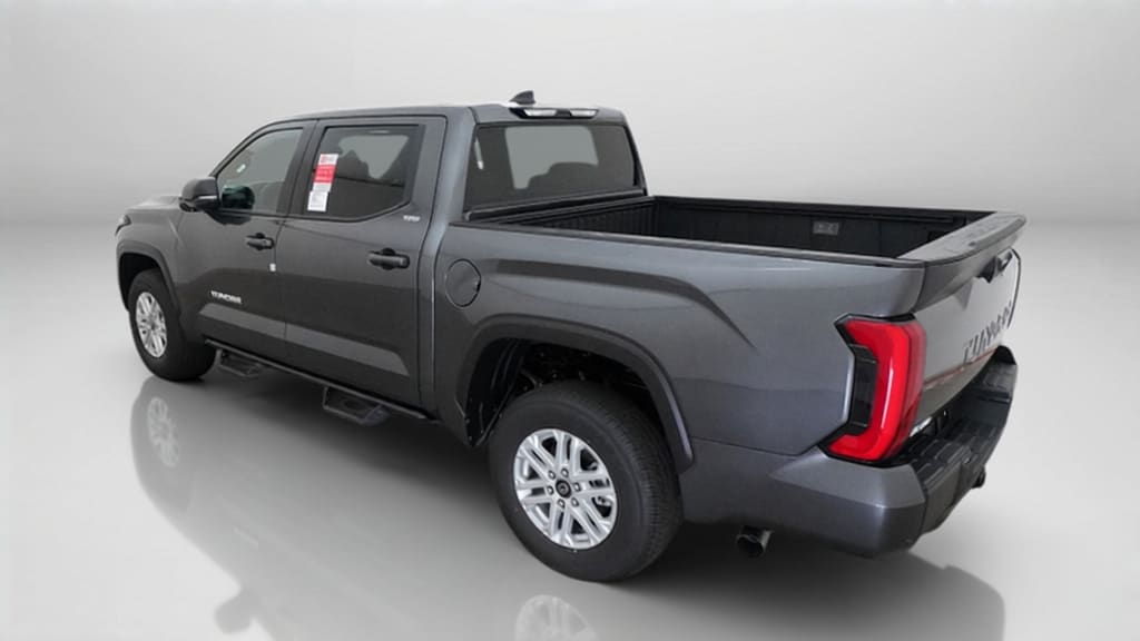 2026 Toyota Tundra SR5 - Photo 15