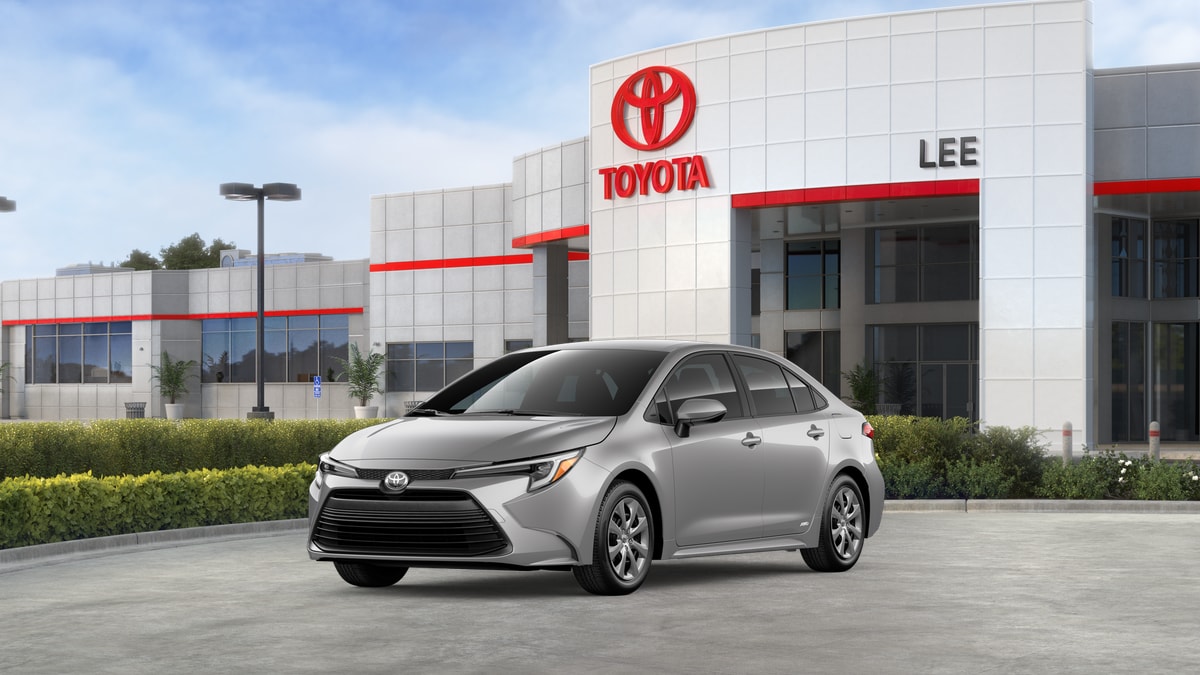 2027 Toyota Corolla LE