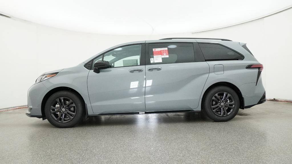 New 2026 Toyota Sienna XSE 7 PASSENGER