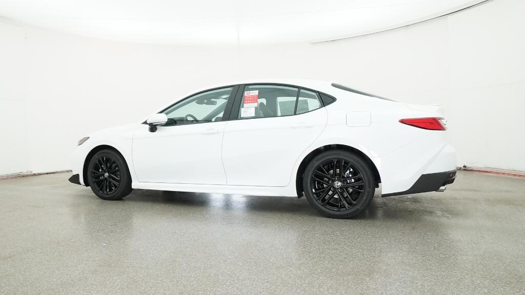 Used 2026 Toyota Camry SE Sedan