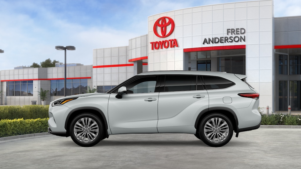 New 2026 Toyota Highlander Platinum SUV