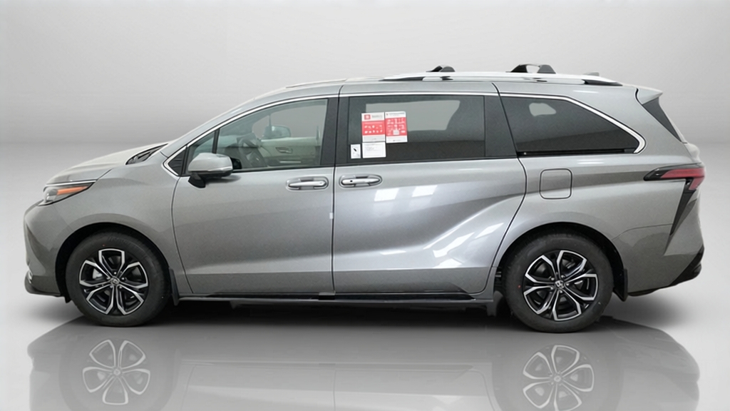New 2026 Toyota Sienna Platinum 7 PASSENGER