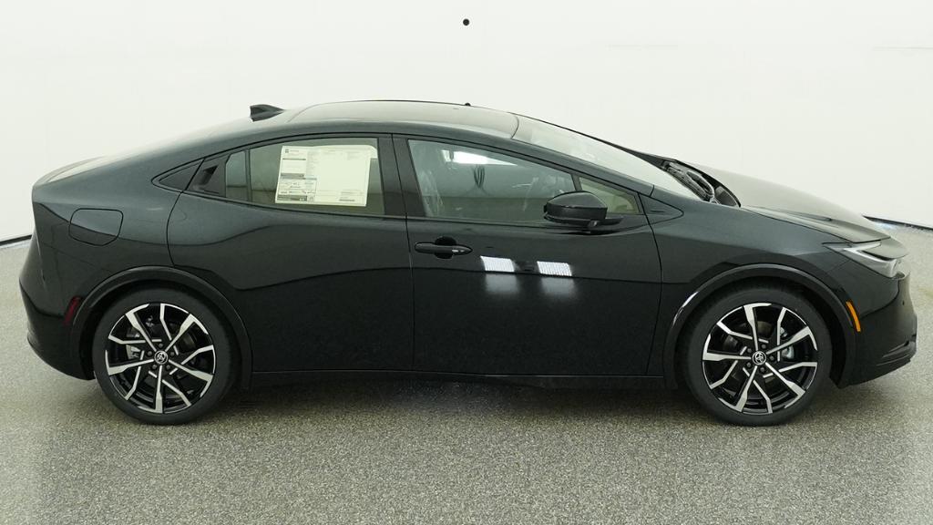 2026 Toyota Prius Plug-in Hybrid XSE Premium - Photo 26