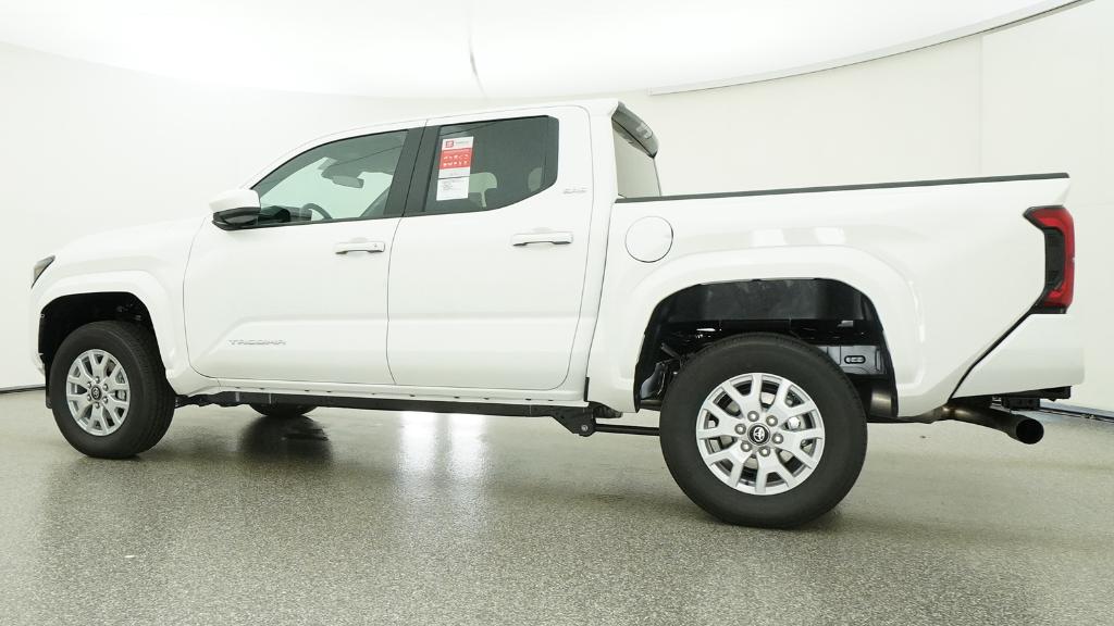 2026 Toyota Tacoma SR5 - Photo 18