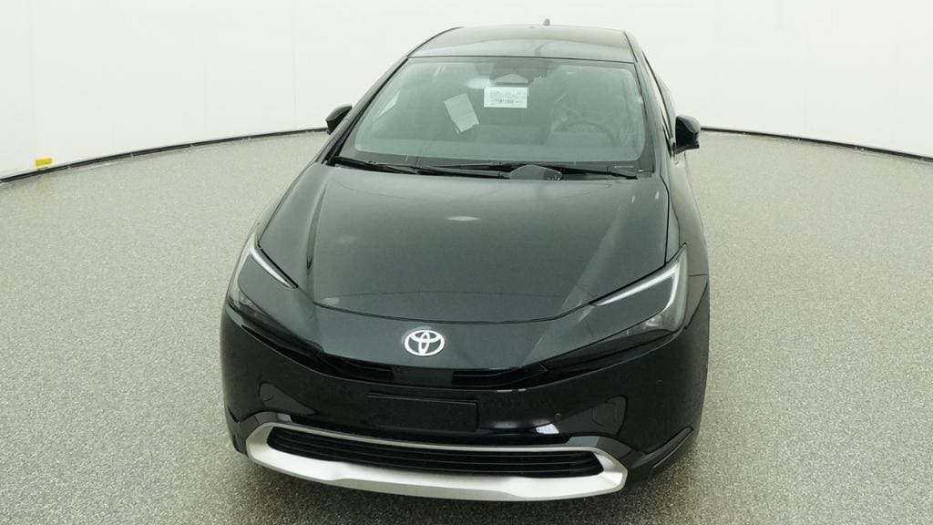 2026 Toyota Prius Plug-in Hybrid XSE Premium - Photo 11