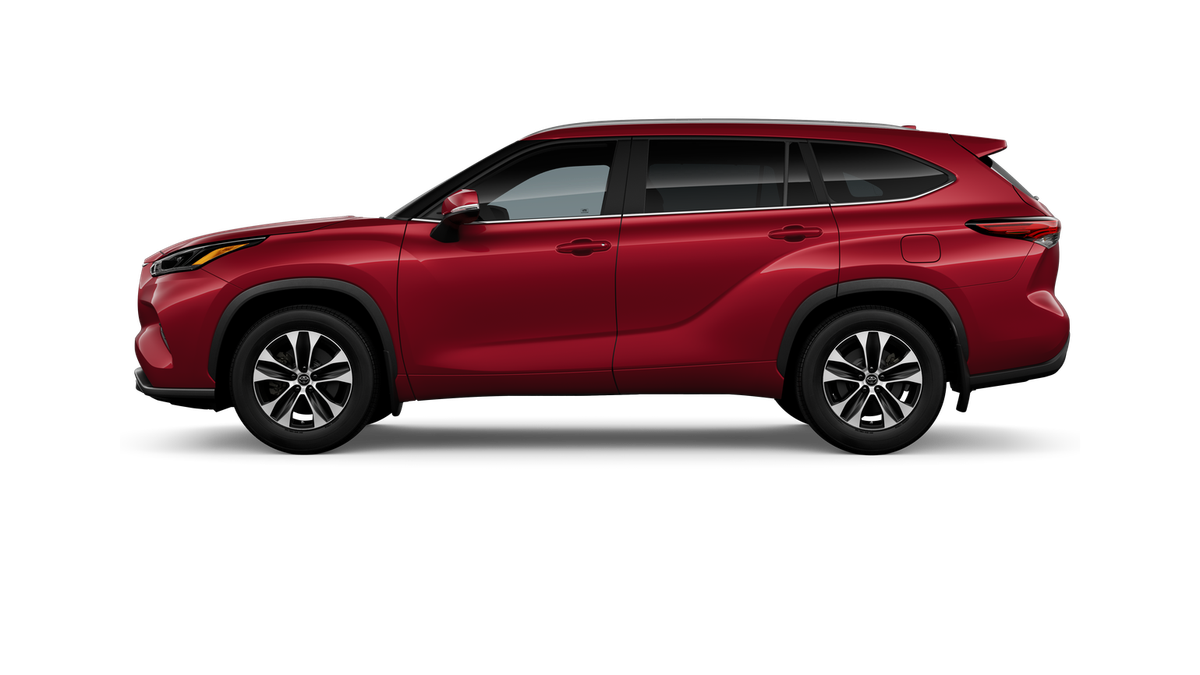 New 2026 Toyota Highlander XLE SUV
